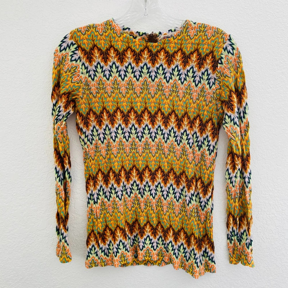 Vintage Fine Import chevron design top S
